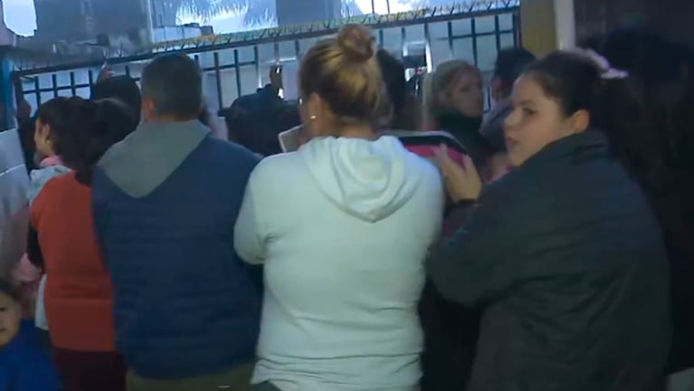 Dolor e indignación en la casa de la familia de Agostina
