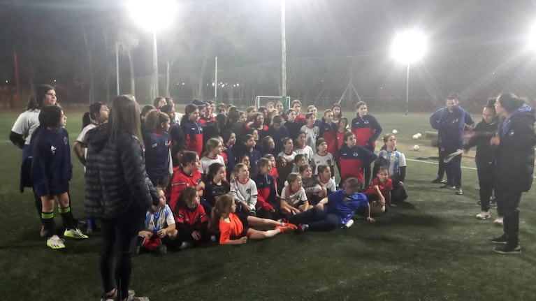 Escuelitas de fútbol femenino, un boom que crece en Córdoba