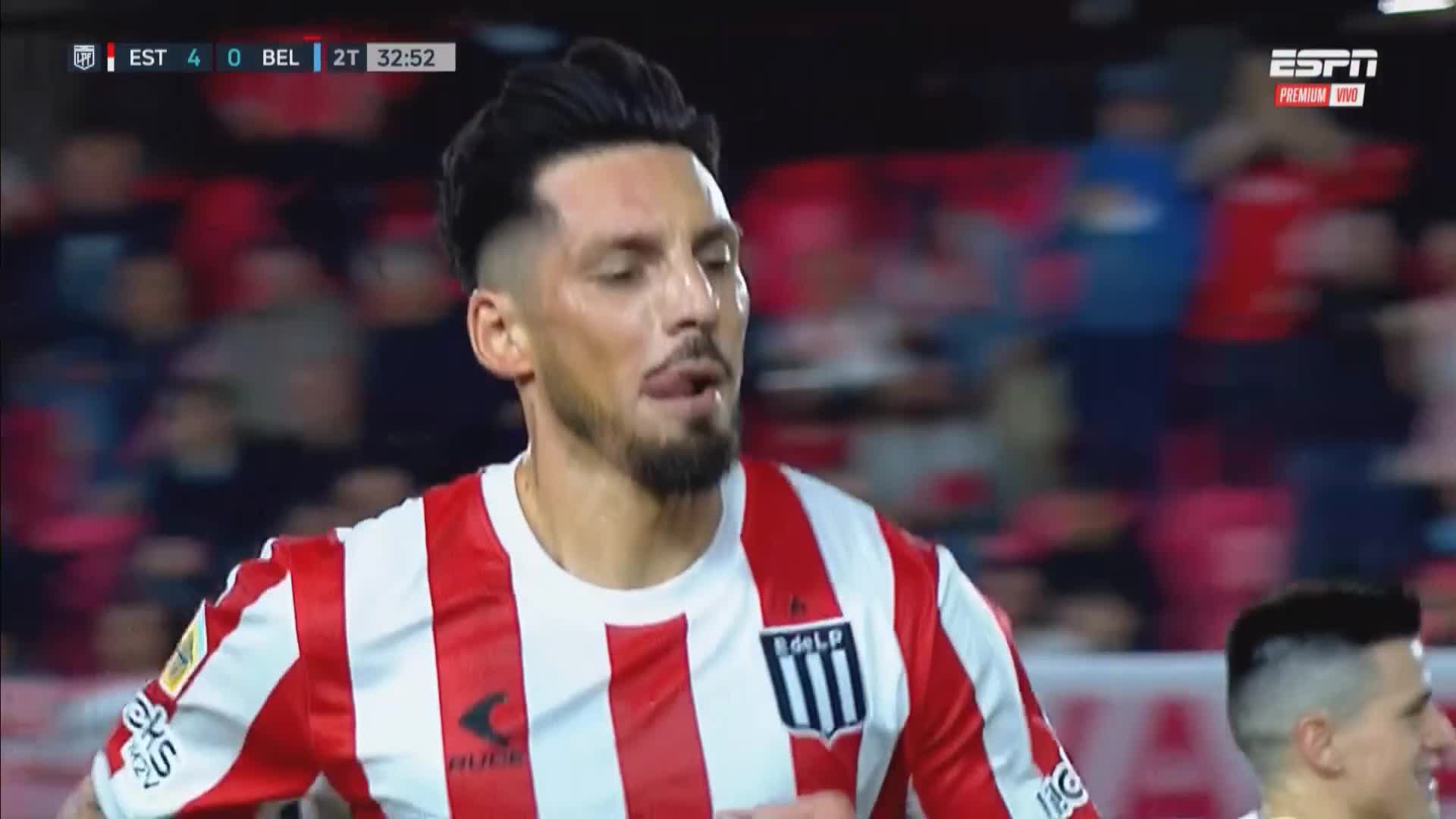 Golazo de Sosa de tiro libre para Estudiantes