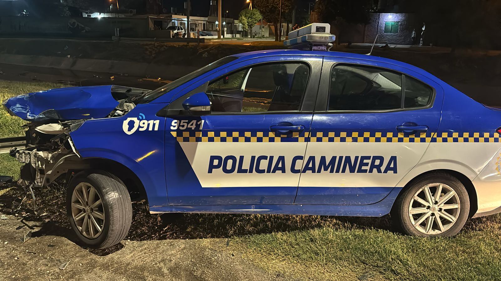 Un colectivo de Tamse chocó a un móvil de la Caminera en la Circunvalación