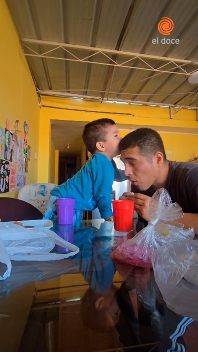 El tierno gesto de un nene a su papá: “Te amo”