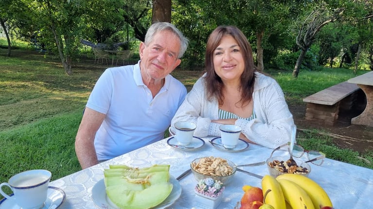 Pablo Alarcón y Claribel Medina protagonizan “Es complicado”: el diferencial del público cordobés