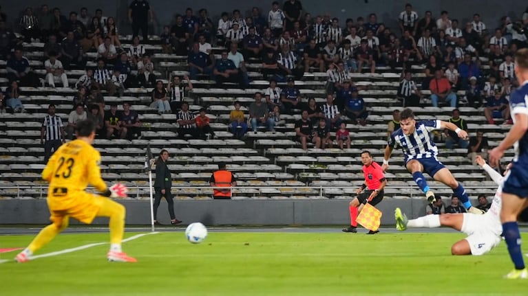 El gol de Depietri y el 2 a 0 de Talleres ante Alianza Lima