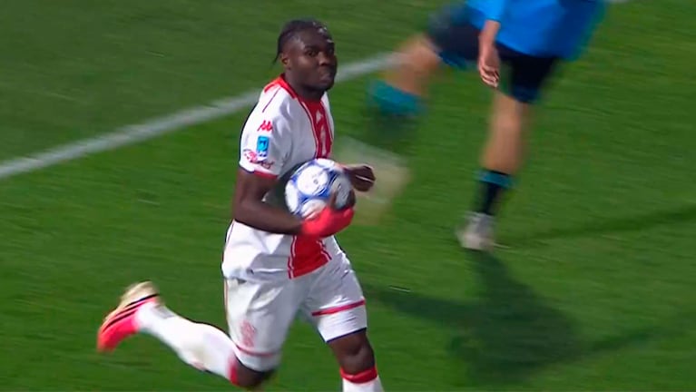 Gol de Caicedo para el 1 a 1 de Huracán ante Belgrano en Alberdi