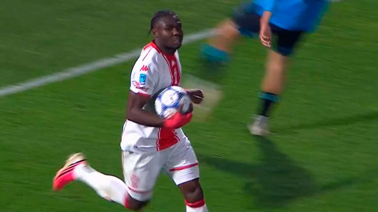 Gol de Caicedo para el 1 a 1 de Huracán ante Belgrano en Alberdi