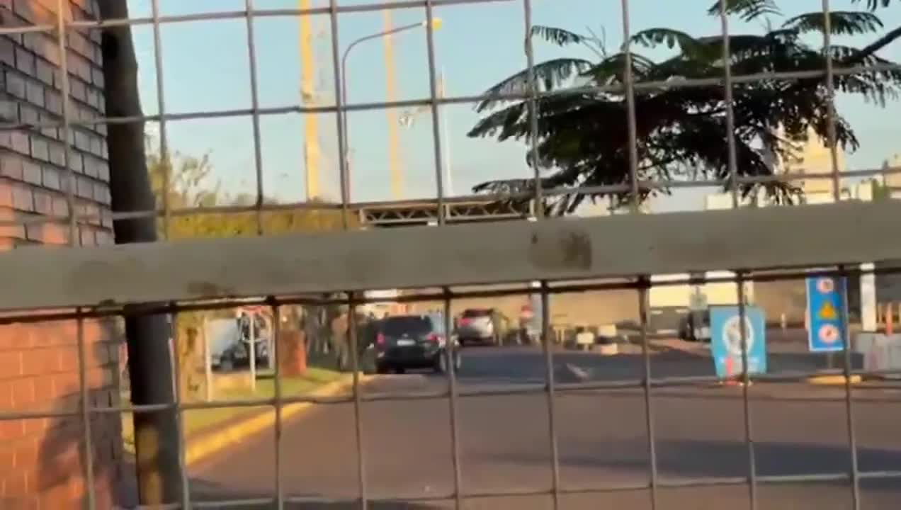Gendarmes fueron atropellados por auto que transportaba marihuana 