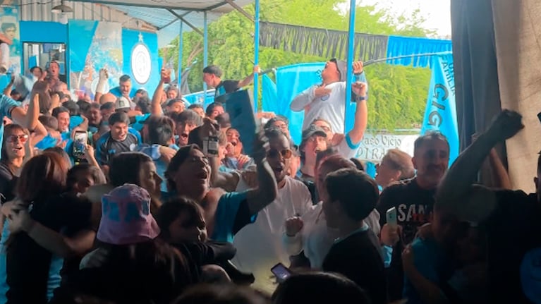 El festejo en Alberdi del gol del triunfo Pirata en el clásico