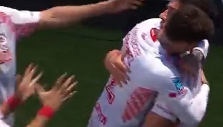 El gol de Álvarez de cabeza que abrió el marcador para Argentinos frente a Belgrano