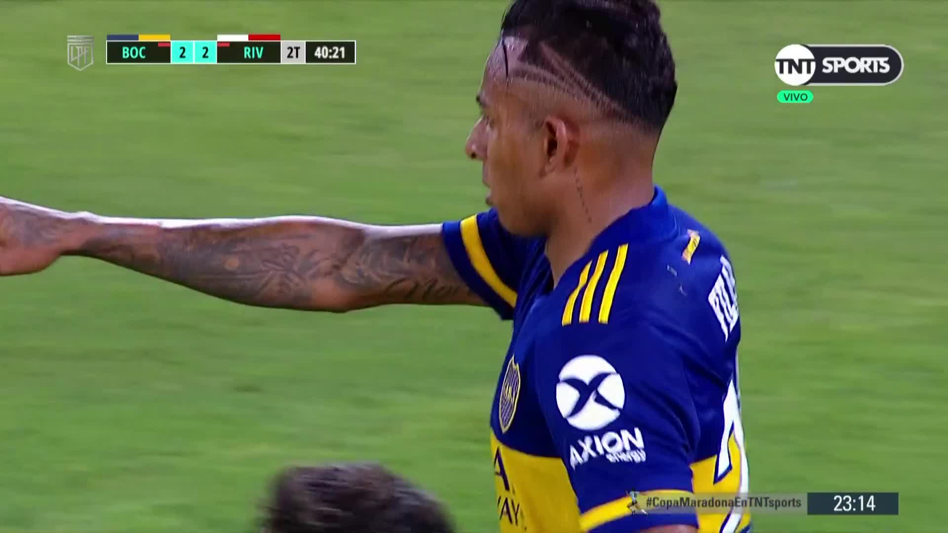 Sebastián Villa puso a Boca 2 - River 2