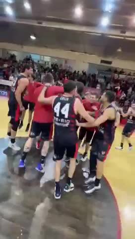 Instituto a la final: el festejo de los jugadores con la gente