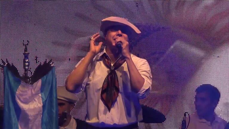 Jean Carlos lanzó su versión de “Eterno amor” grabado en vivo