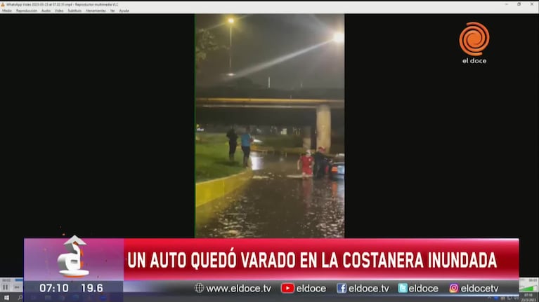 Rescataron a suboficiales de la Policía que cayeron al río por la lluvia