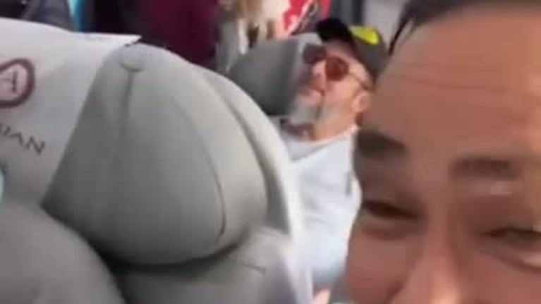 Sergio Galleguillo le cantó un clásico del cuarteto a Pelusa