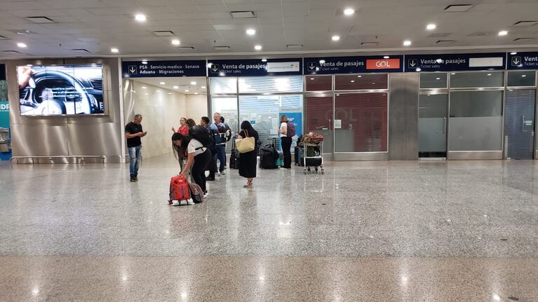 Vuelos cancelados, pasajeros varados y excusas insólitas: la situación de Córdoba ante el paro de pilotos