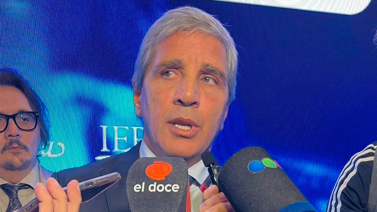 Caputo en Córdoba: anticipó una baja de la inflación y destacó la relación con Llaryora