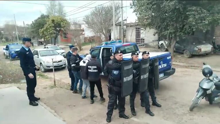 Arrestaron a un joven que instigó a saqueos