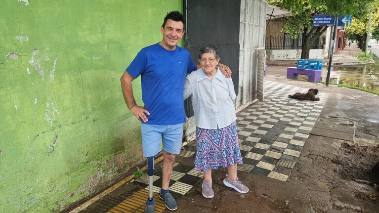 La alergría del barriletero al que le devolvieron la prótesis robada