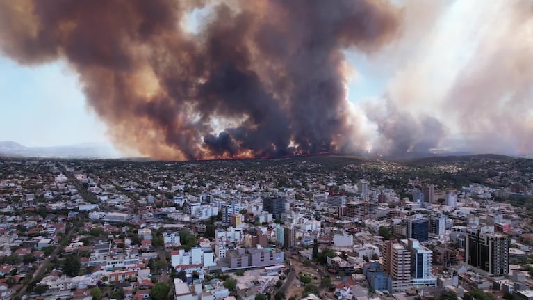 Los incendios en Carlos Paz desde un drone