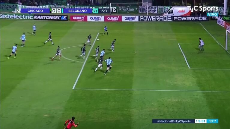 De penal, Vegetti puso el 1-0 de Belgrano a Chicago