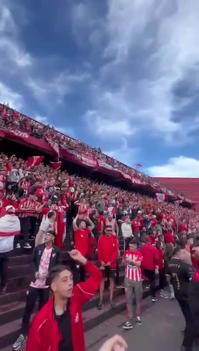 La hinchada de Instituto en Santa Fe