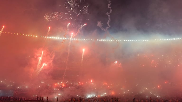 ¿El mejor de la historia? El increíble recibimiento de la hinchada de River ante Atlético Mineiro