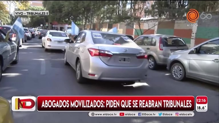Movilización de abogados en Córdoba para pedir que reabran los tribunales