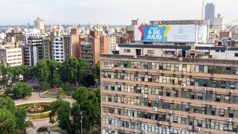 La Municipalidad advirtió a Uber: “Hasta que no cumpla estas condiciones sigue siendo ilegal”