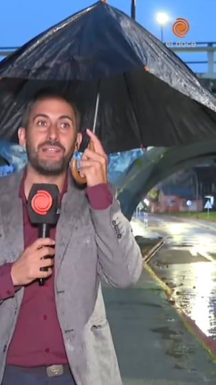 Caducó el paraguas de Juampi Lavisse