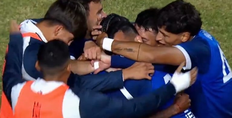El gol de Talleres para el 1 a 0 antes Unión 
