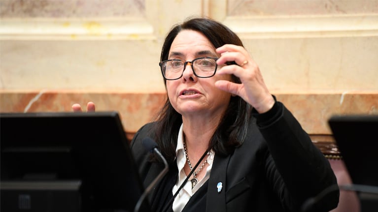 Carmen Álvarez Rivero invocó a Jesucristo para defender la Ley Bases: “Nos sentimos agobiados”
