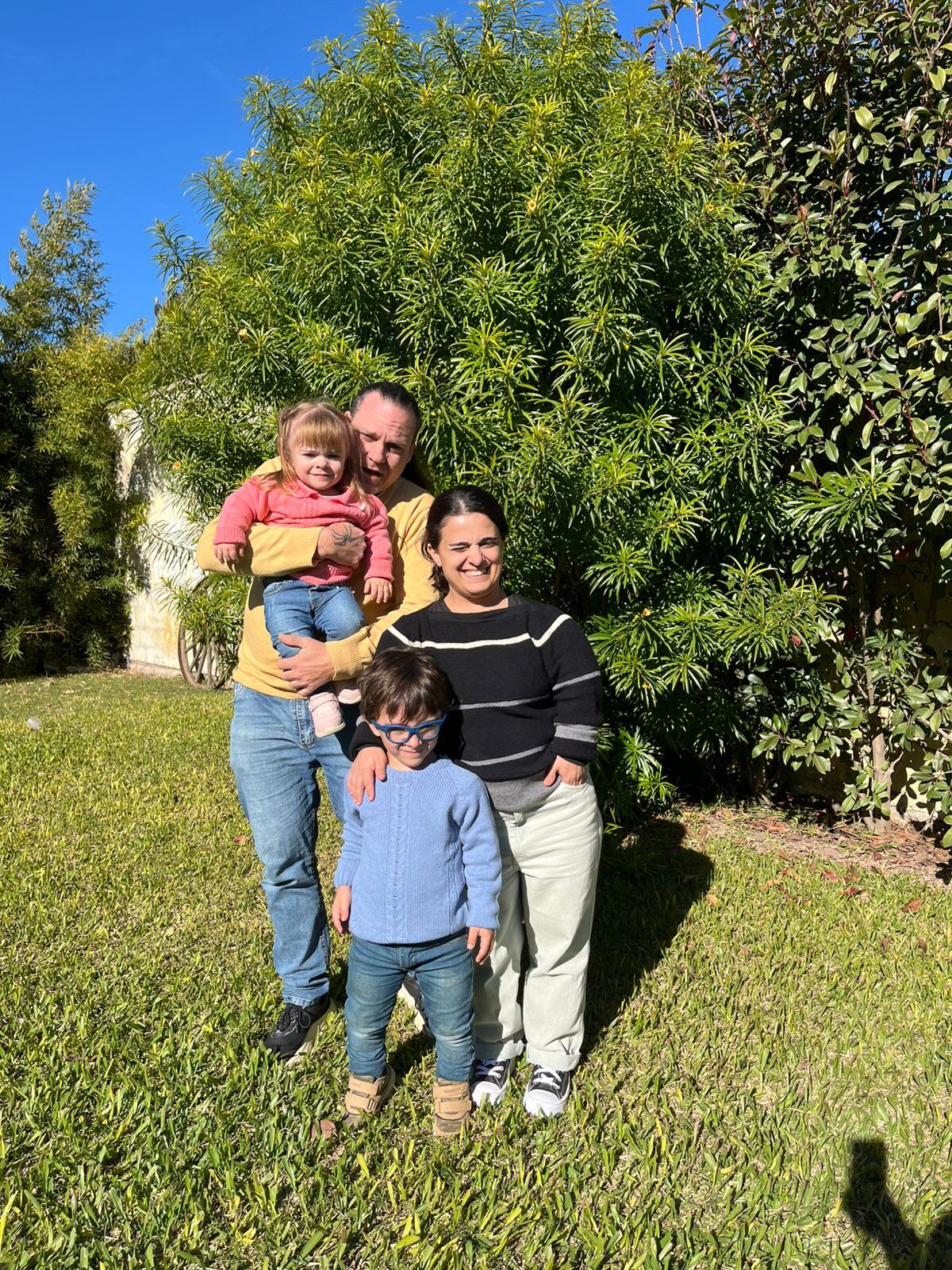 El pedido de ayuda de la mamá de dos niños cordobeses con acondroplasia