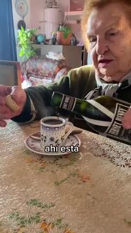 La abuela de TikTok que prepara café con fernet