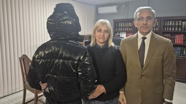 La madre de la menor que perdió el ojo por un balín policial reclama justicia: “Salía humo de su cara”