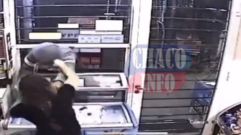 Una kiosquera boxeó a un ladrón que trató de robarse cigarrillos