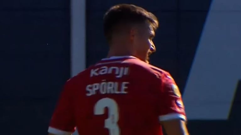 El gol de Sporle y el 2 a 1 de Independiente ante Talleres