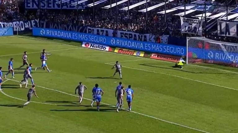 El gol de penal de Gimnasia de la Plata que puso el 1 a 0 contra Estudiante de Río Cuarto