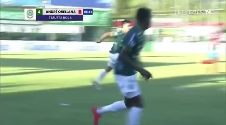 Brutal patada en el fútbol de Honduras