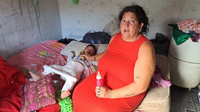 Así viven la mamá y los hermanos del nene que murió en el derrumbe: qué necesitan