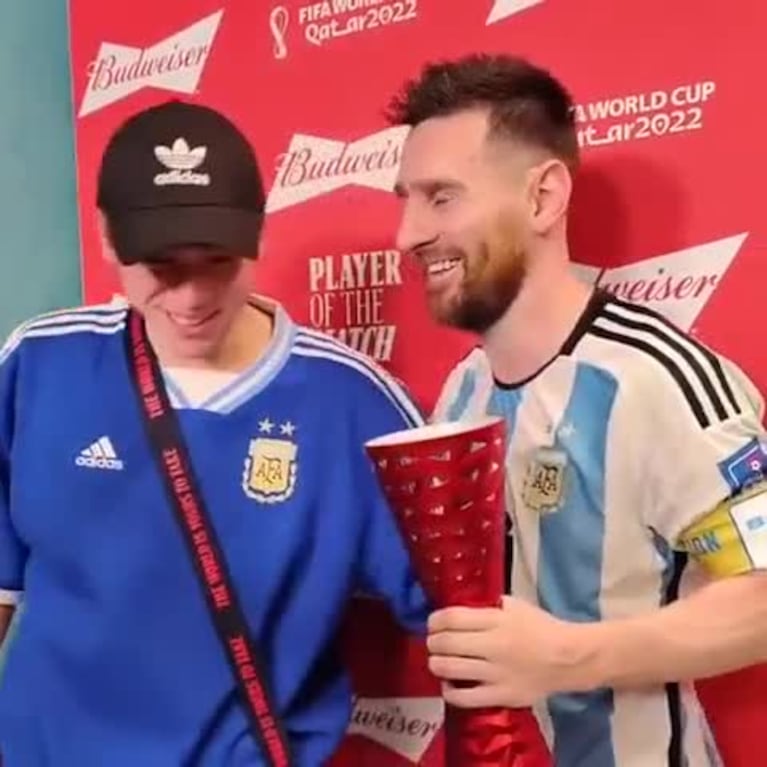 Londra le entregó a Messi el premio al mejor jugador del partido