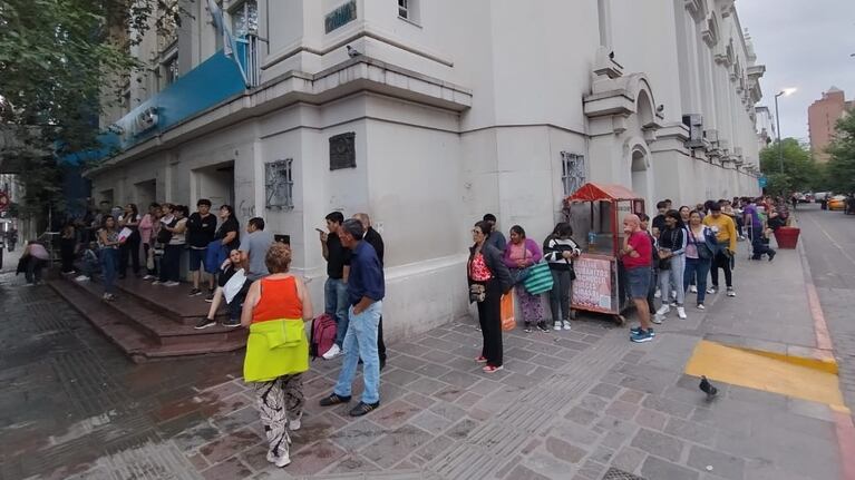 Anses sigue de asamblea y no habrá atención hasta el próximo miércoles