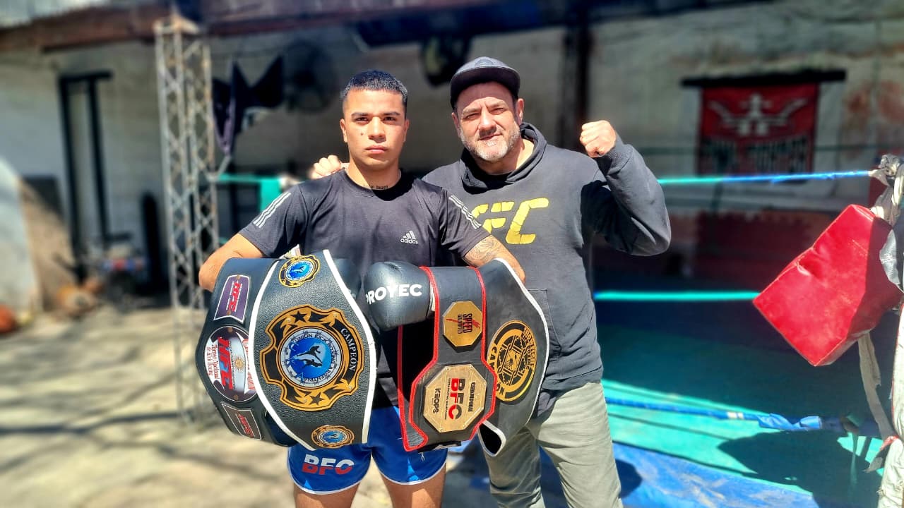 Tobías salió de la delincuencia a través del kick boxing