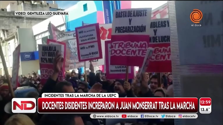 Docentes disidentes increparon a Juan Monserrat tras la marcha