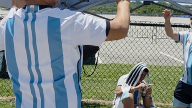 El insólito truco de un grupo de hinchas para ver el Mundial