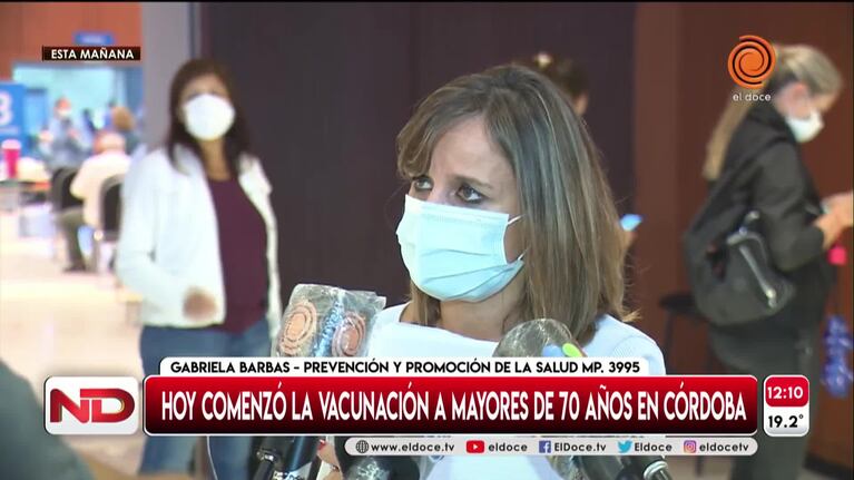 Aseguran que no hay vacunados VIP en Córdoba y que es obligatorio sacar turnos