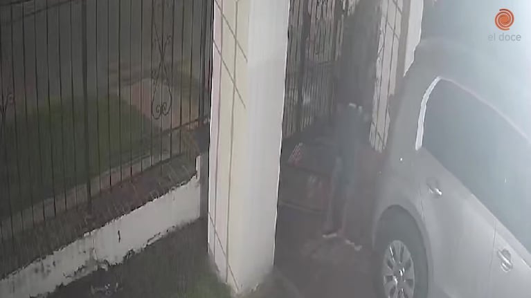 Se metió a una casa y robó un auxilio en segundos