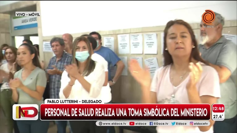 Empleados de Salud protestaron en el Ministerio