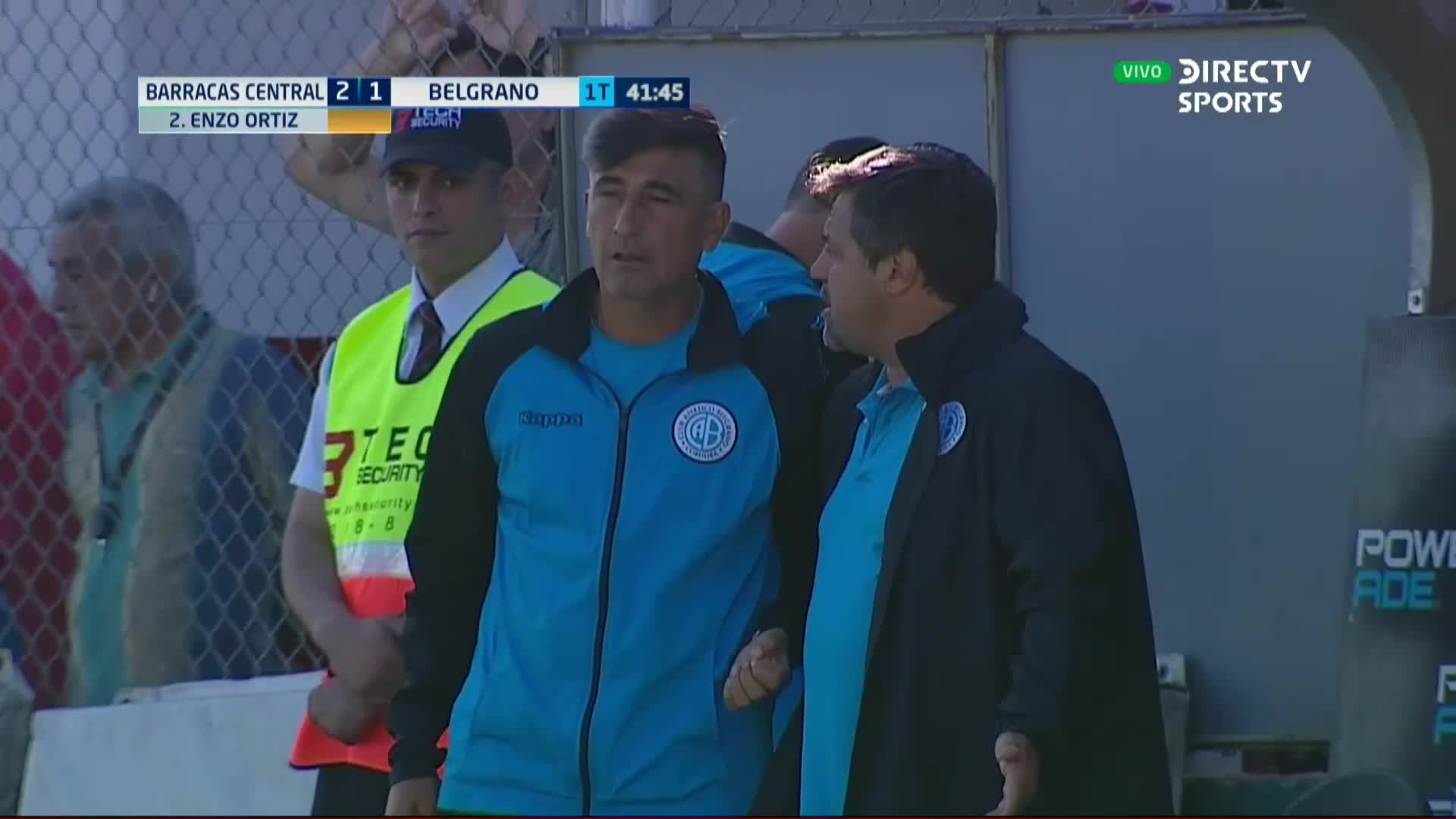 Barracas - Belgrano: Vegetti desperdició un penal con el partido 1-2