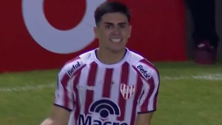 El golazo de Alex Luna y el 2 a 0 de Instituto ante Atlanta
