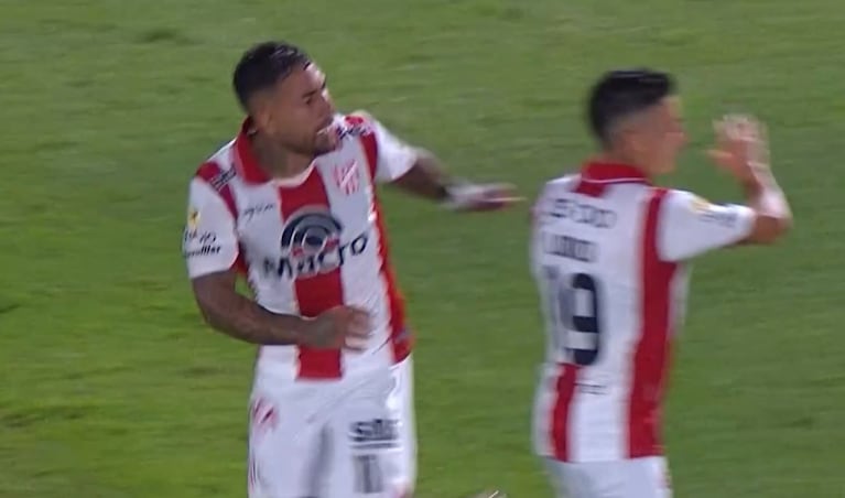 El gol de Batallini y el 1 a 1 de Instituto ante Godoy Cruz