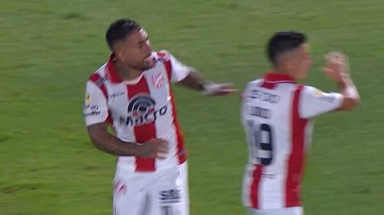 El gol de Batallini y el 1 a 1 de Instituto ante Godoy Cruz